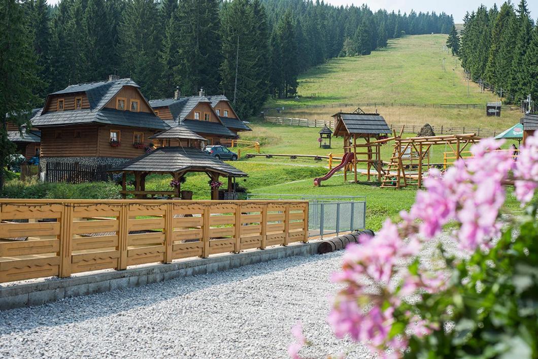 Koliba u Kuba a rekreačné domy Hrustin Exterior foto