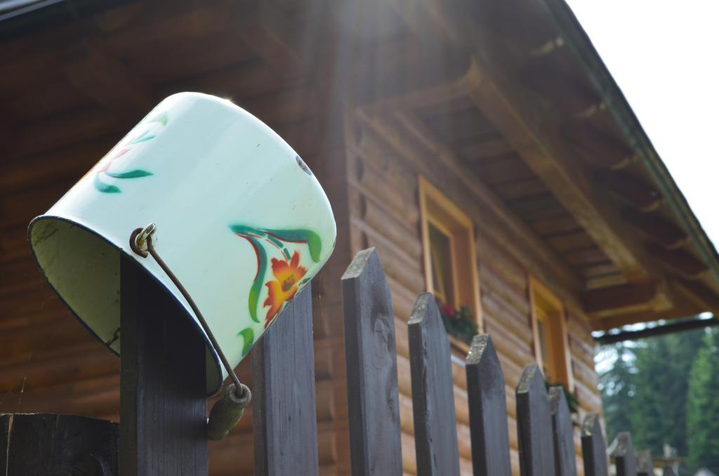 Koliba u Kuba a rekreačné domy Hrustin Exterior foto